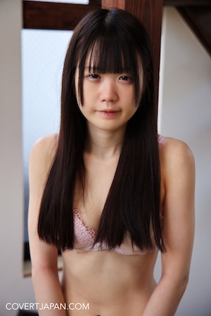Covert Japan girl Momoka